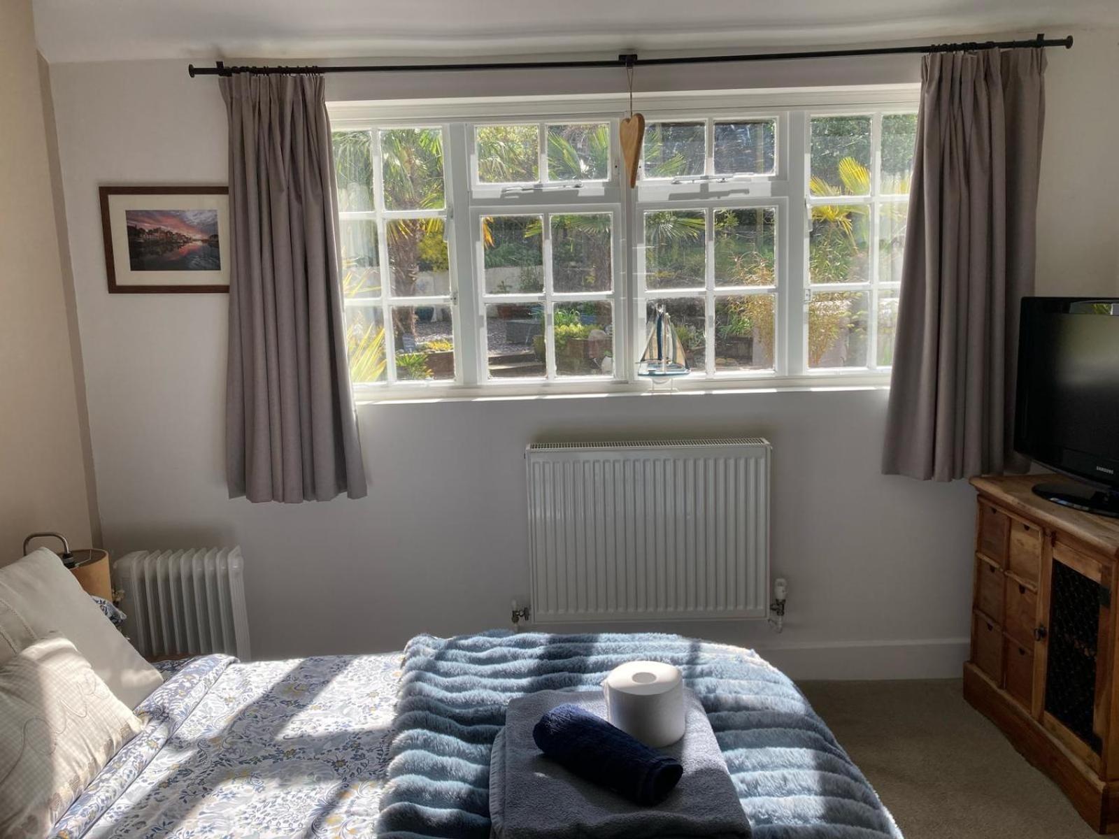 Guest Suite At 31 Little England Milborne Saint Andrew Exterior foto